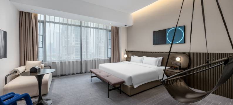 南昌NGNG酒店(红谷滩万达广场卫东地铁站店)图片