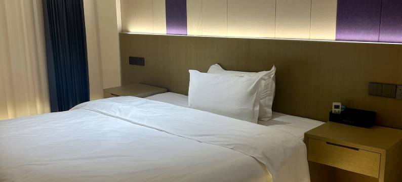 明悦大酒店(育贤路店)图片