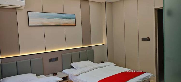 OYO鹤岗爱之旅宾馆图片