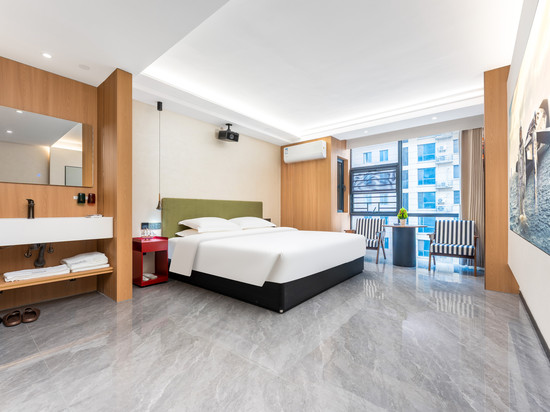 里程民宿(襄阳沃尔玛民发广场店)