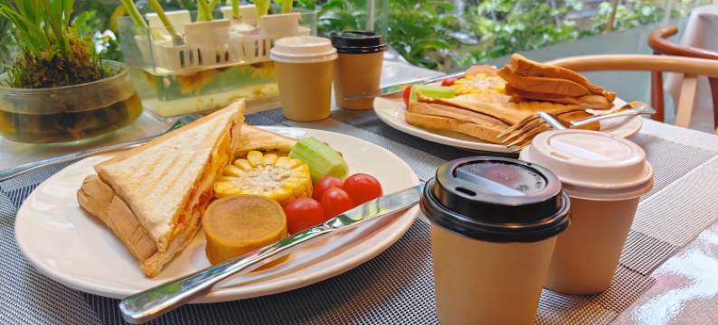 南风北巷民宿(张家界火车站天门山索道店)图片