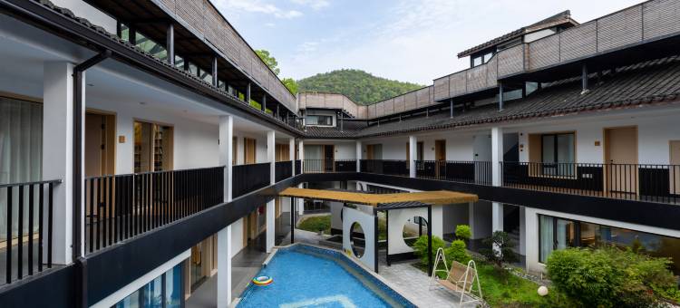 光和风·ROOF乡宿(桐庐OMG心跳乐园瑶琳仙境店)图片