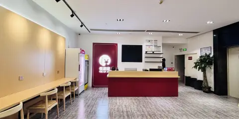 悅旅家青年旅舍(濱江龍湖天街店)
