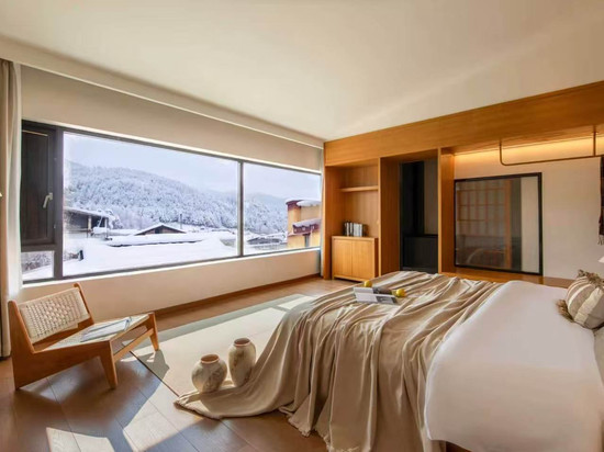 云涧•松月|HOLIDAY VILLA•SOULER富氧美宿(香格里拉独克宗古城店)