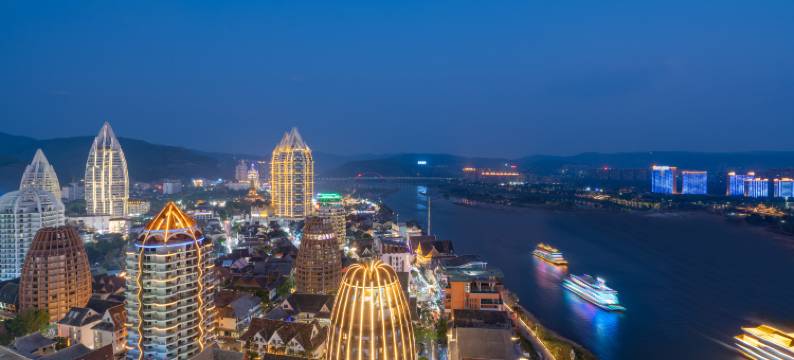 悦元橙江景酒店(西双版纳景洪告庄西双景星光夜市店)图片