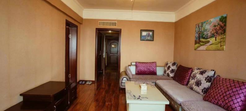 洛阳新旋宫旅游酒店(万达广场周王城广场地铁站店)图片