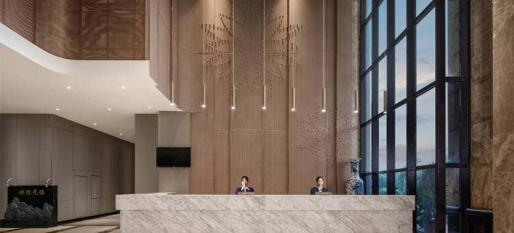 龙德国际大酒店(防城港北站店)图片