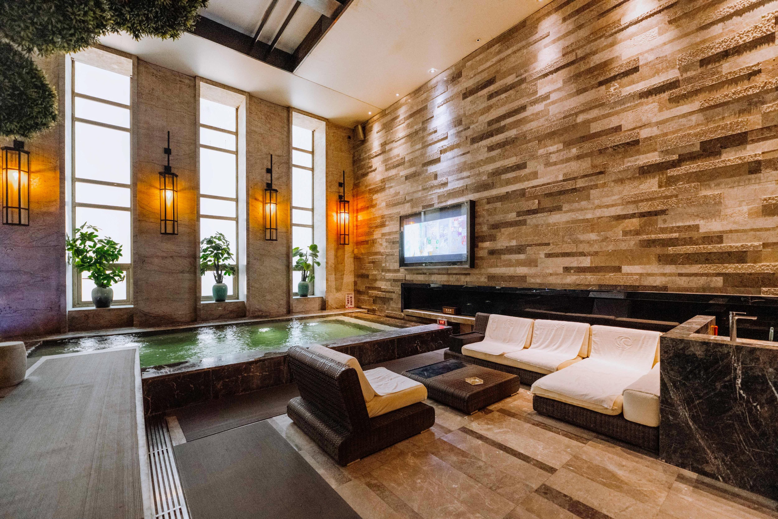 Sun Rain Hotel (Binhai High-speed Railway Station)Over view