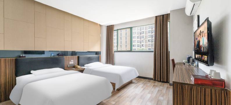 榴莲糖果精选酒店(镇江高铁南站店)图片