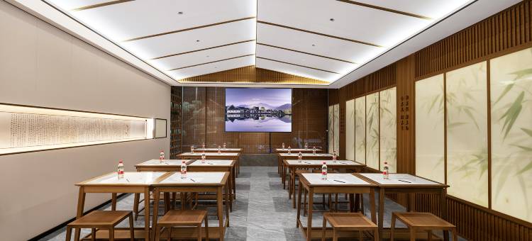 陌上轻雅酒店(鹿邑明道宫老君台店)图片