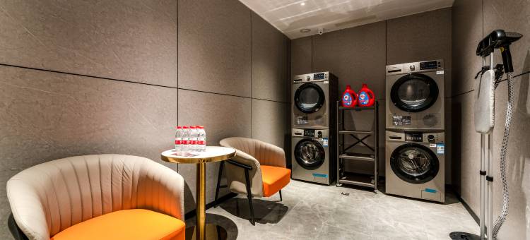 七美喜临门酒店(天美杉杉奥特莱斯省人民医院店)图片