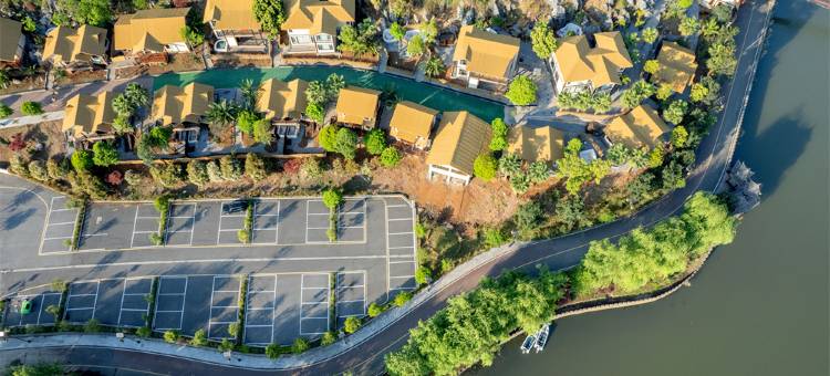 枕宿·山隐野奢温泉度假民宿图片