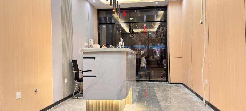 哈啰酒店(西安航天城地铁站店)图片