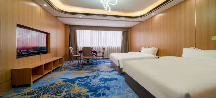 KMF影宿酒店(花溪大道皂角井地铁站店)图片