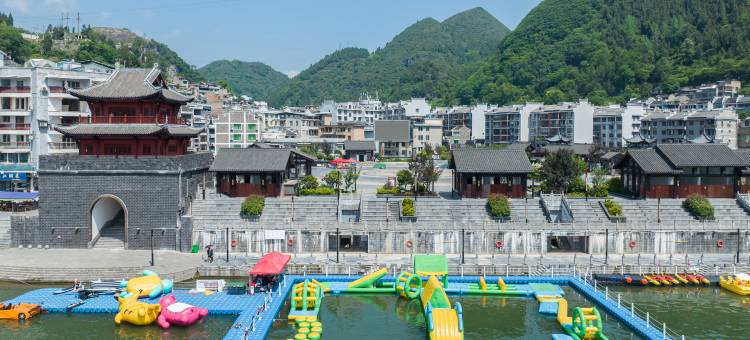柳岸晓风Riverside Homestay民宿(镇远古城店)图片