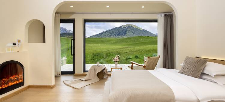 琼库什台春山颂月民宿图片