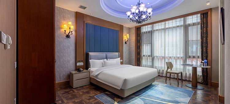 南苑e家精选酒店(北仑银泰城康桥广场店)图片