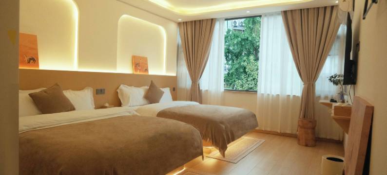 两米半民宿(洛邑古城店)图片