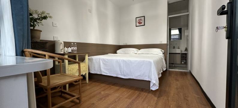 蔚县古堡伯院民宿(暖泉古镇店)图片