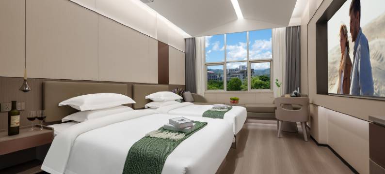 T·island宝隆智能影院酒店(台州市黄岩区院桥镇店)图片