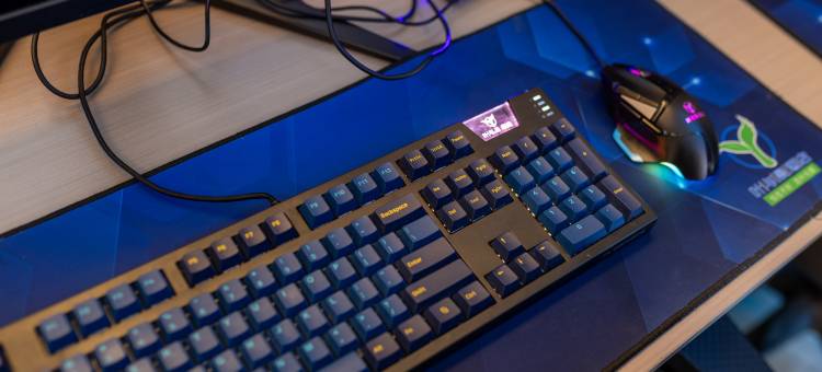 叶与晨电竞电影酒店(张家口市政府北方学院店)图片