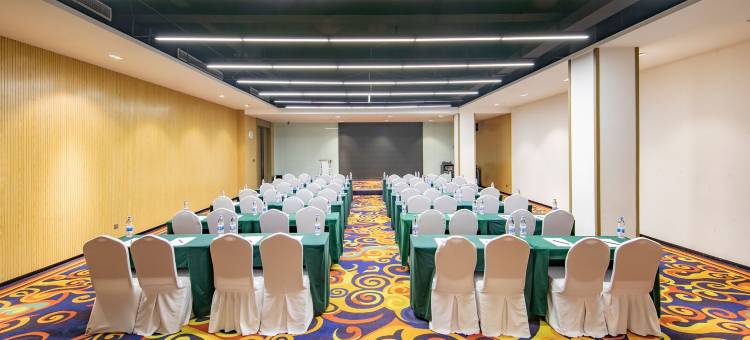 豪致酒店(三阳广场火车站店)图片