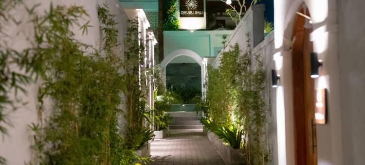迪库布巴厘别墅套房(Dikubu Bali Villa and Suites)图片
