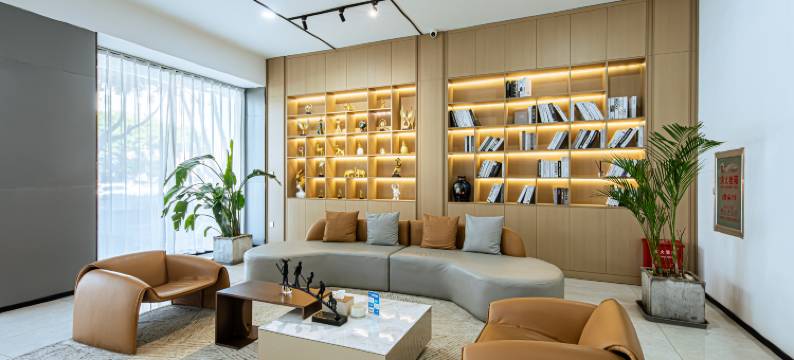 大理慕豪酒店(大理高铁站洱海公园店)图片