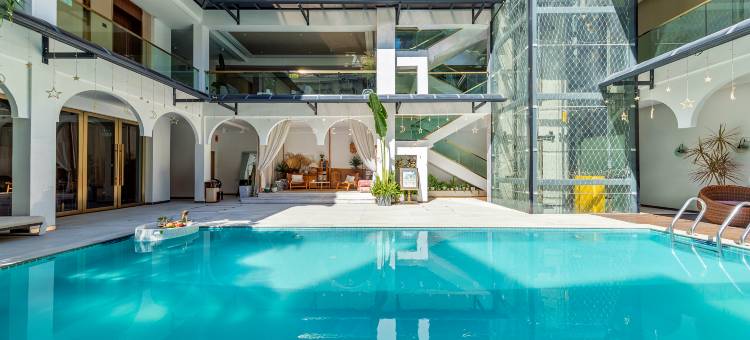 西双版纳天美殊轻奢酒店(告庄西双景星光夜市店)图片