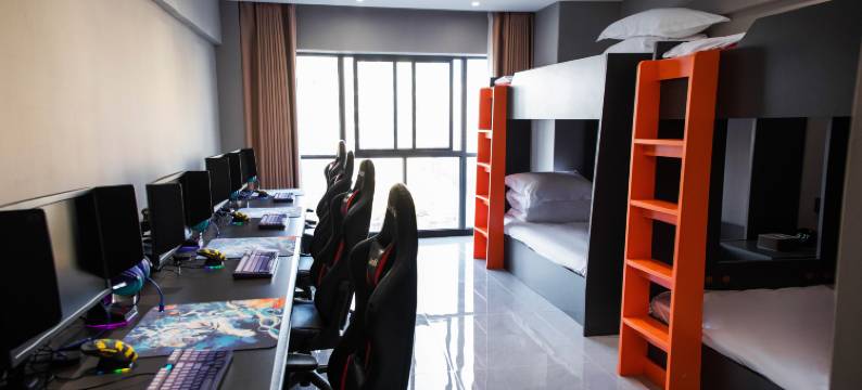 超凡电竞酒店(阜阳颍州区吾悦广场店)图片