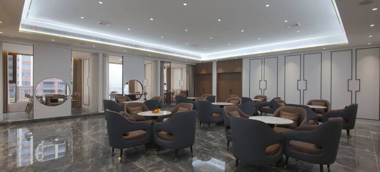 盐亭潺亭酒店图片