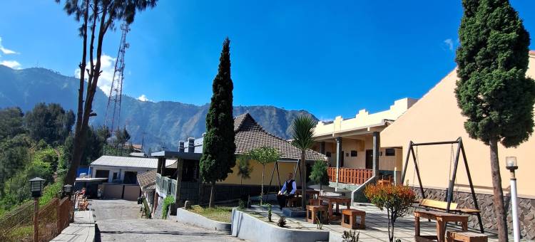 塞马拉英达酒店(Cemara Indah Hotel)图片