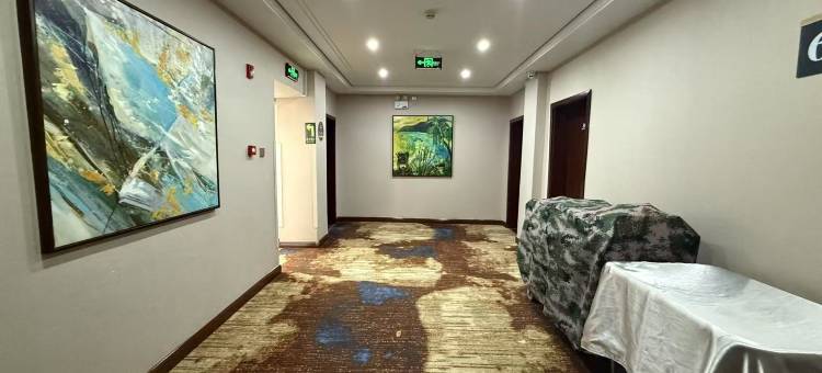 华驿精选酒店(承德火车站店)图片