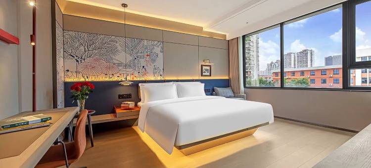 兰兹酒店(长沙五一广场桂花公园地铁站店)图片