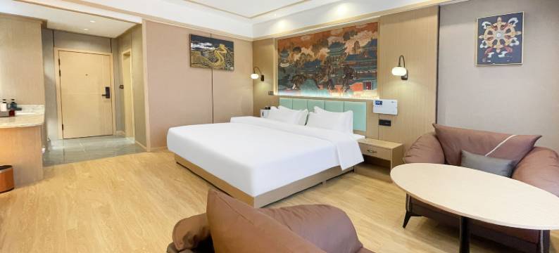 理塘天空之城轻居楼酒店图片