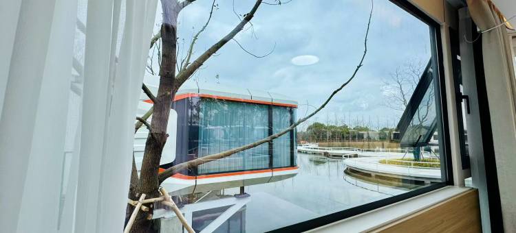 云上居太空舱露营基地(南浔店)图片