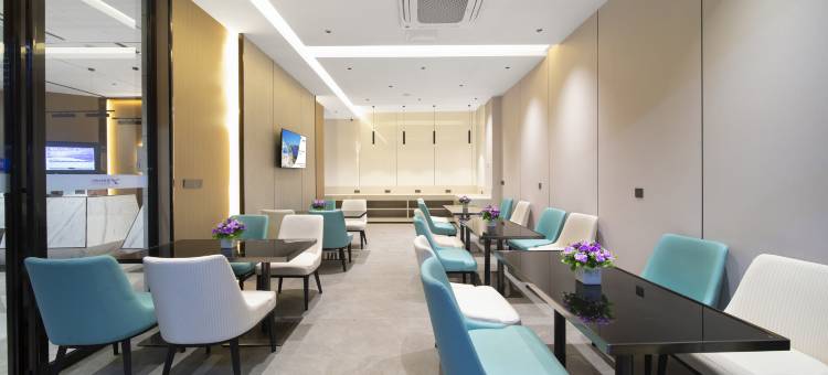 雅斯特酒店(来宾北站迎宾广场店)图片