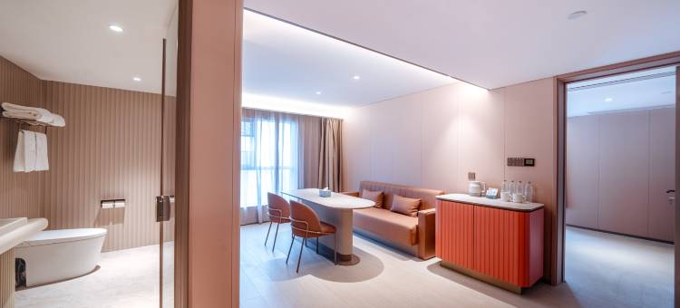 汉庭酒店(贵阳北站黔灵山路店)图片