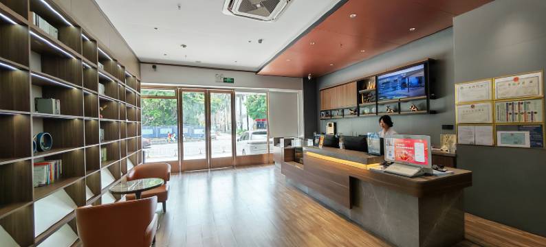 铂悦华庭酒店(塘下涌文化广场店)图片