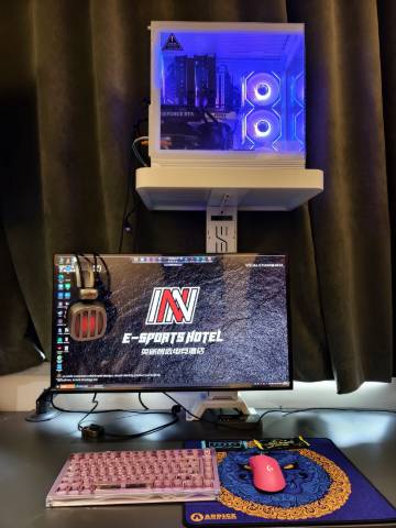 英途智选电竞酒店(乌鲁木齐机场店)图片