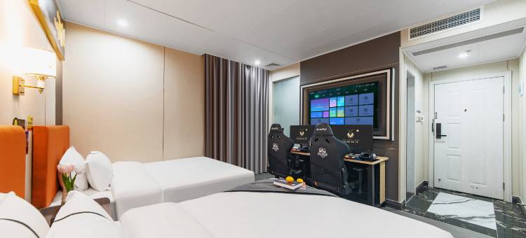 蚂蚁·光年电竞酒店(惠州仲恺高新区潼侨公园店)图片