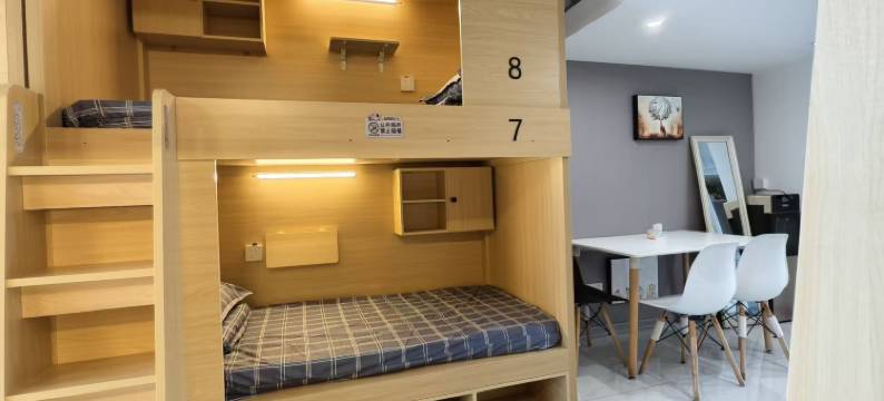 桃喜青年旅舍(弋江万达店)图片