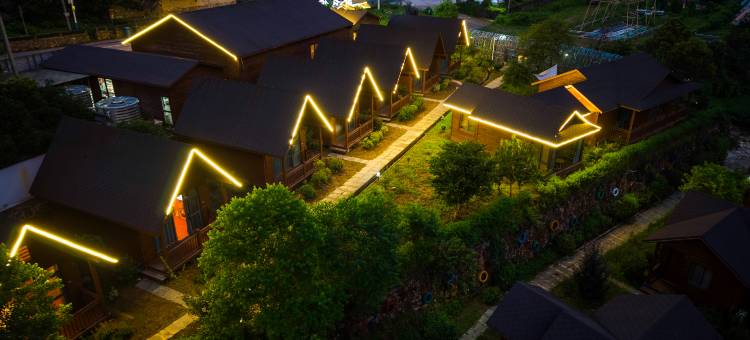 卧云谷·临溪独栋·Villa·轻奢度假美宿(泾县水墨汀溪风景区店)图片