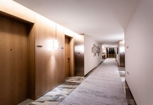 Huazhou Hotel Jianshui Ancient City ShopHotel Overview