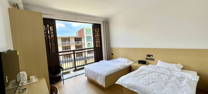 望山归·鲤跃云居·经济型民宿(鲤鱼溪风景区店)图片