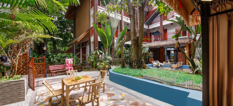 薇·倾城花园酒店(西双版纳景洪市告庄西双景星光夜市店)图片