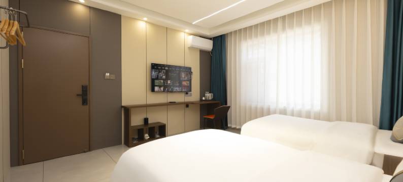 北坡丽姐客栈(长白山黄松蒲检票大厅店)图片