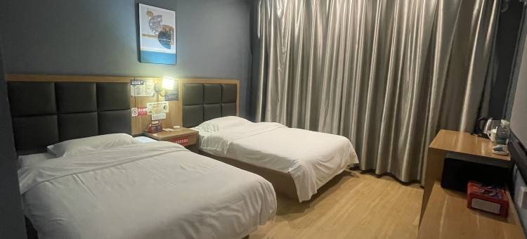 确山金地温泉假日酒店图片