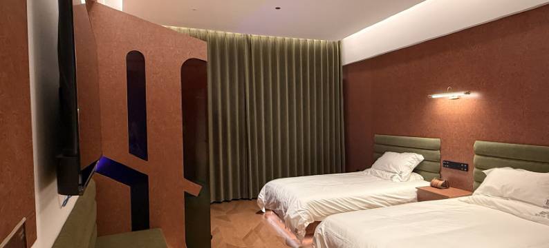 商丘极客one电竞酒店(帝壹茂店)图片