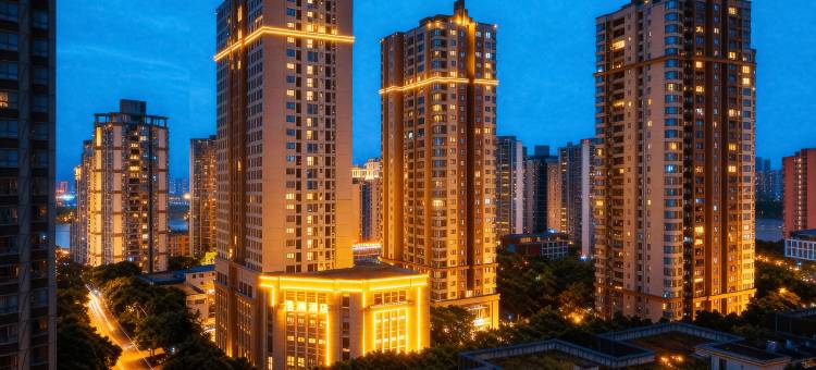 重庆浩澜酒店(海峡路地铁站店)图片